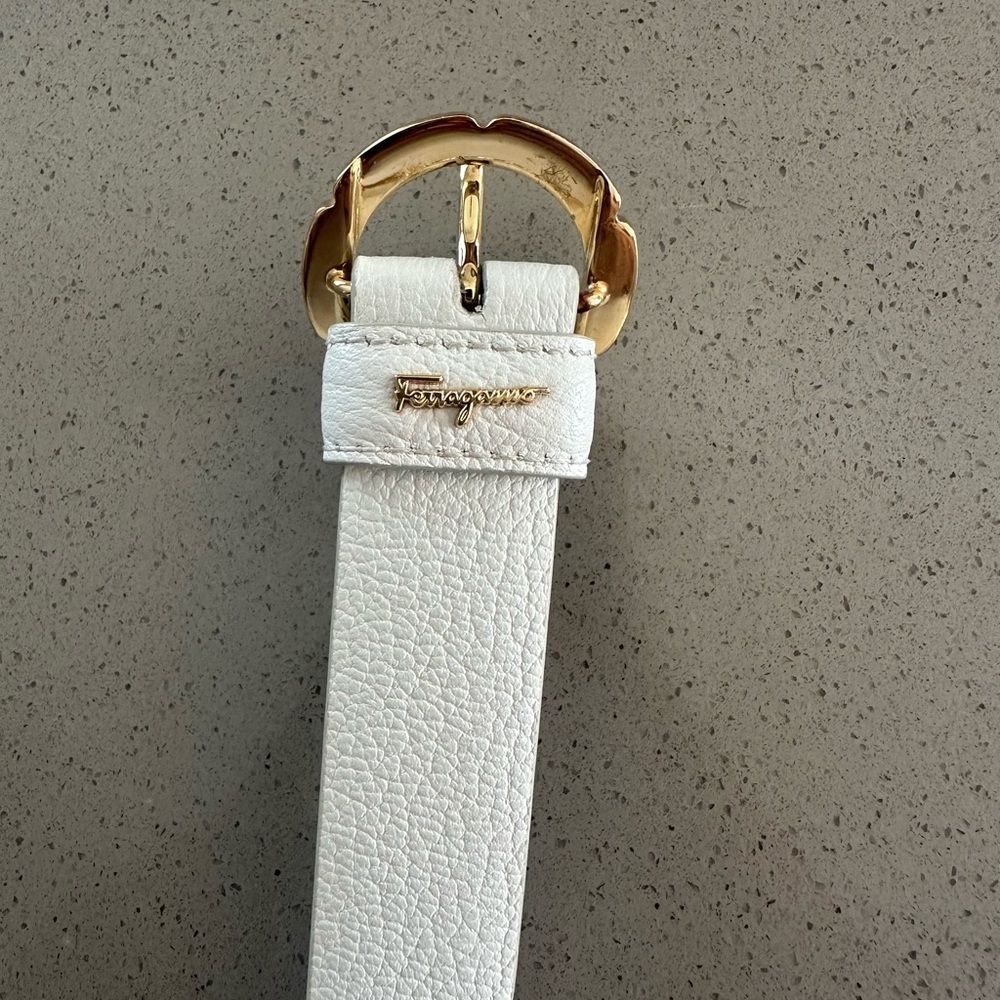 Salvatore Ferragamo Flower Buckle Leather Belt New Bianco White/Gold Buckle - Picture 3 of 8